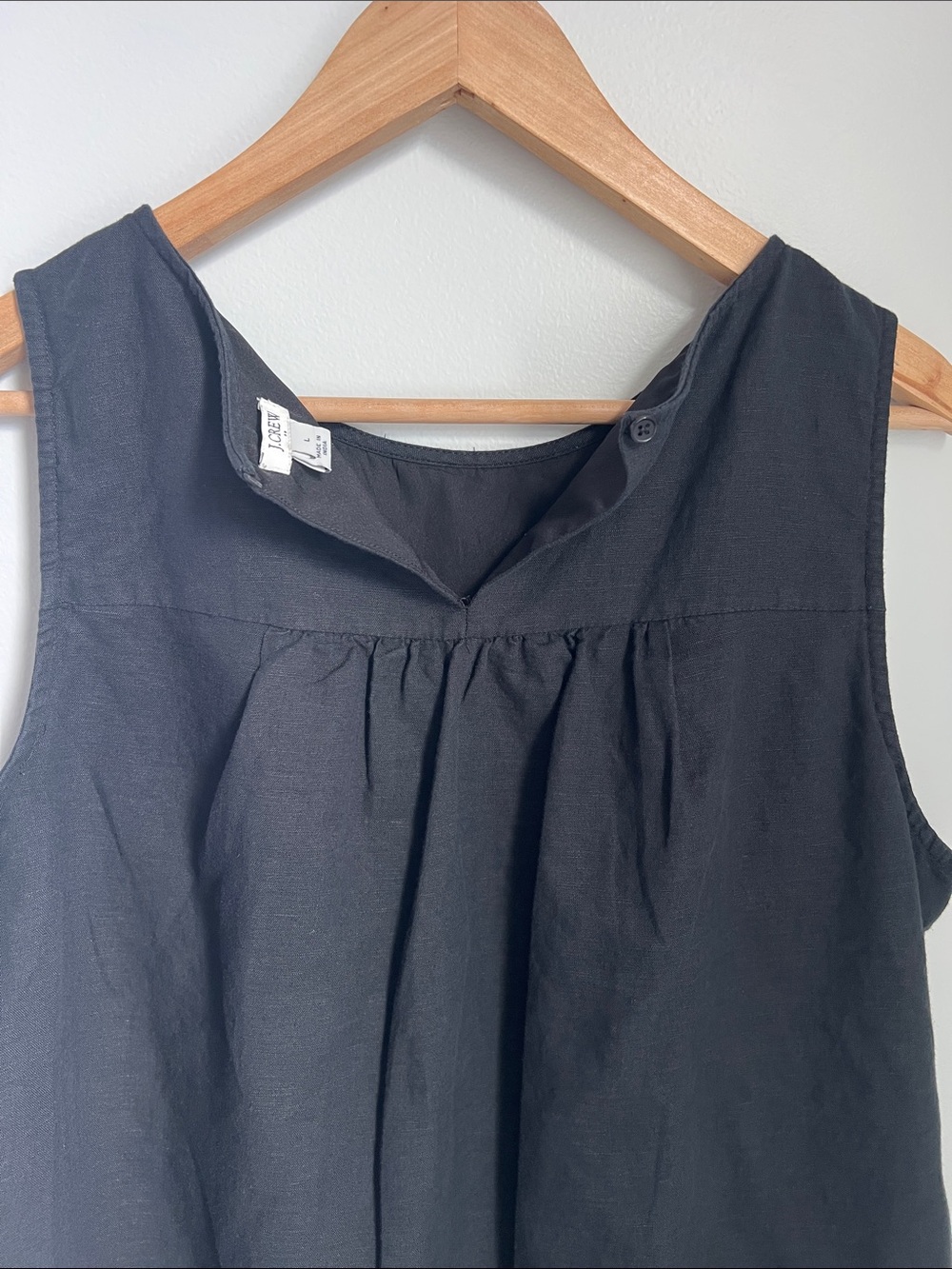 J. Crew | Black Sleeveless Dress with White Floral Embroidery Size L - Picture 11 of 17
